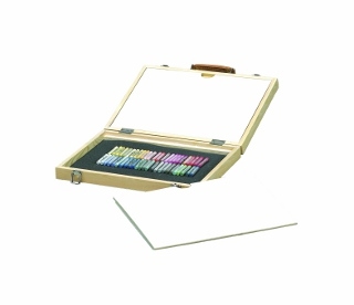 Martin Universal Design Museum Travel Pastel Case U-16132P ES4075