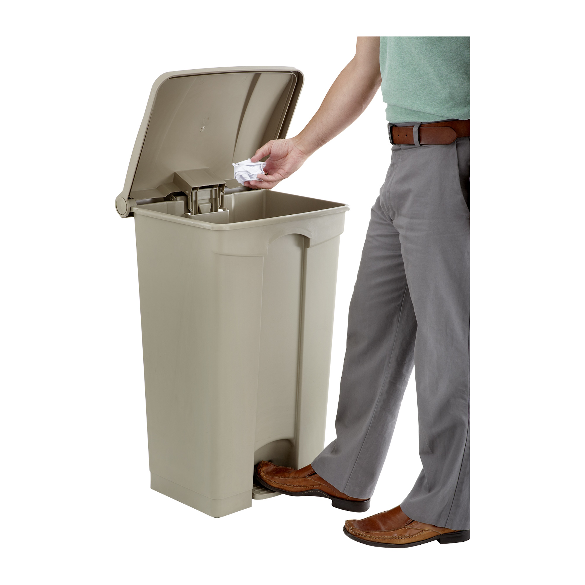 Safco Plastic Step-On - 23 Gallon