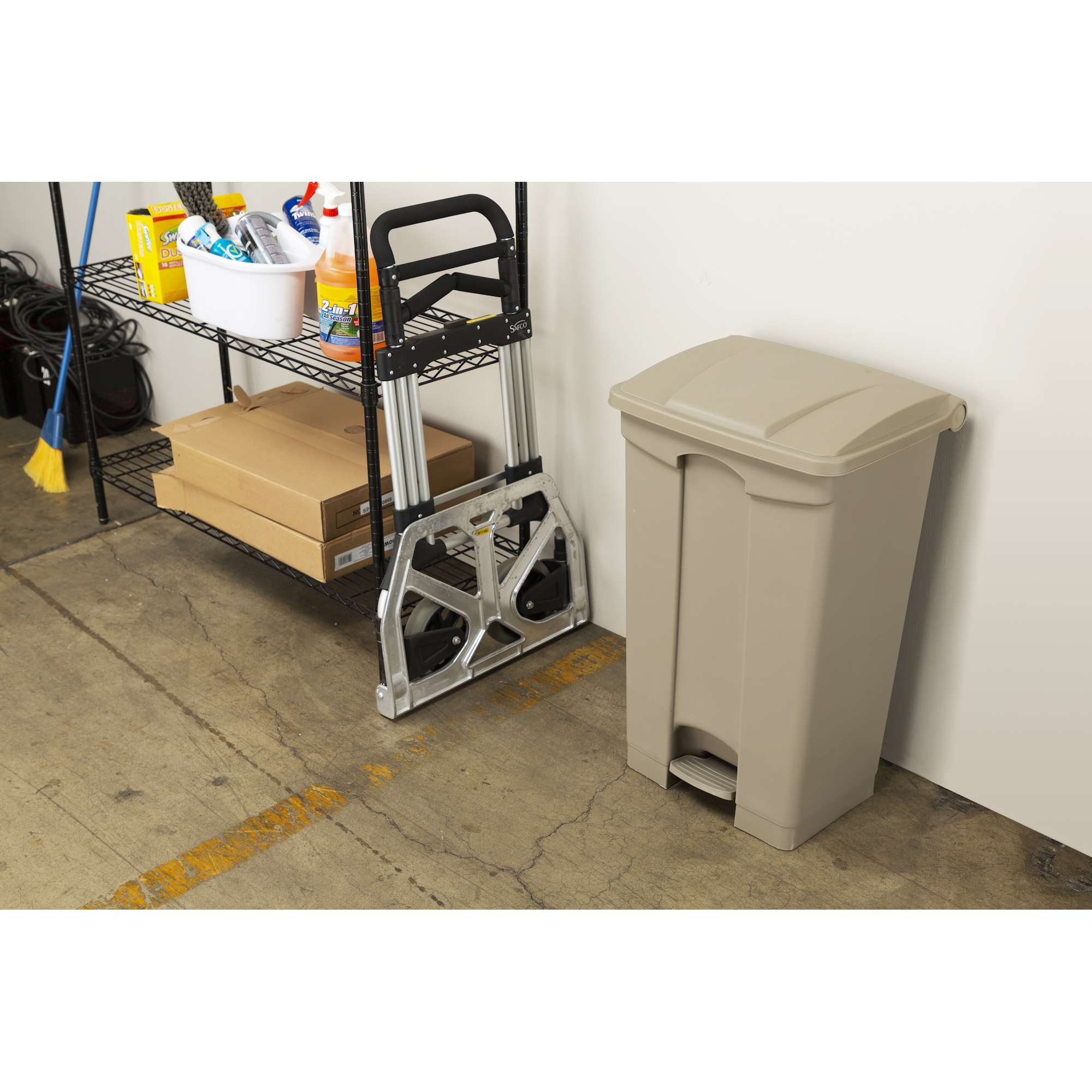 Safco Plastic Step-On - 23 Gallon