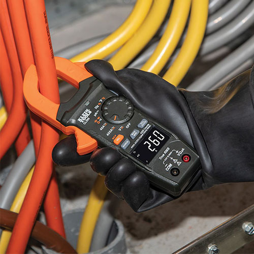 Photograph of Klein Tools 400A AC/DC TRMS Clamp Meter With Temperature And DC Micro Amp - CL390