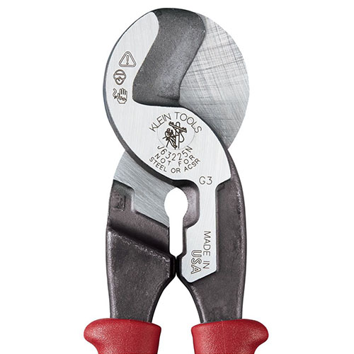 Photograph of Klein Tools Journeyman High Leverage Cable Cutter with Stripping - J63225N